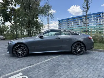 Mercedes-Benz E 400
