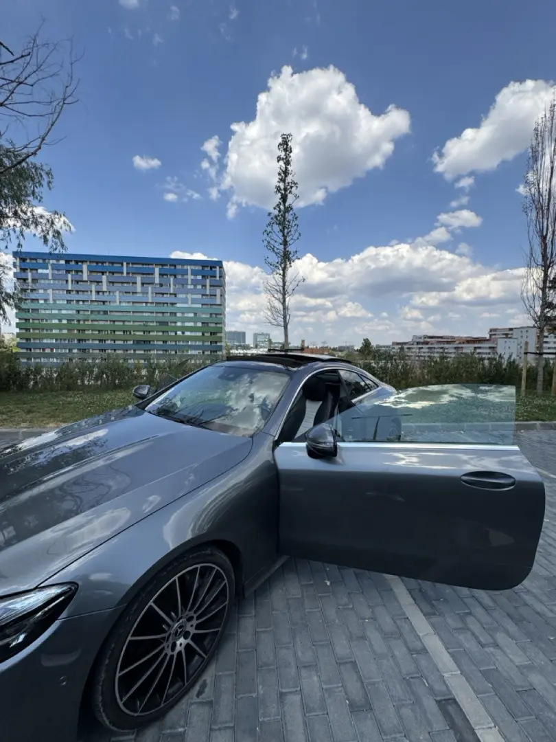 Mercedes-Benz E 400