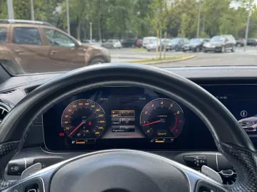 Mercedes-Benz E 400