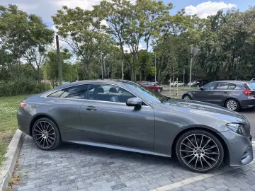 Mercedes-Benz E 400