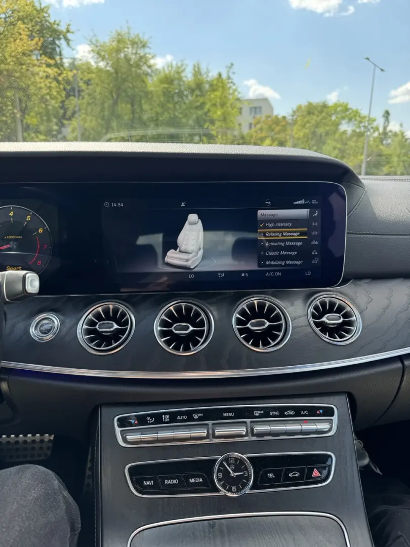 Mercedes-Benz E 400