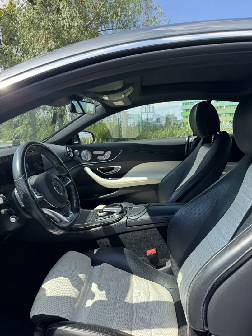 Mercedes-Benz E 400
