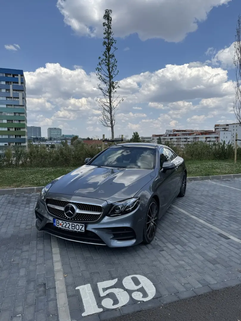 Mercedes-Benz E 400