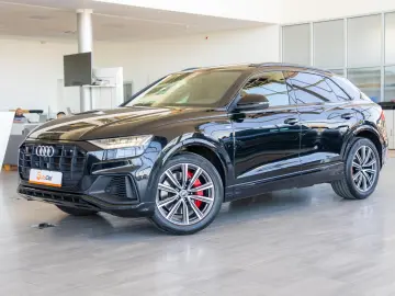 Audi Q8 60 TFSIe 3.0 Quattro Tiptronic 