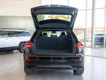 Audi Q8 60 TFSIe 3.0 Quattro Tiptronic 