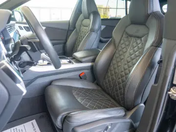 Audi Q8 60 TFSIe 3.0 Quattro Tiptronic 
