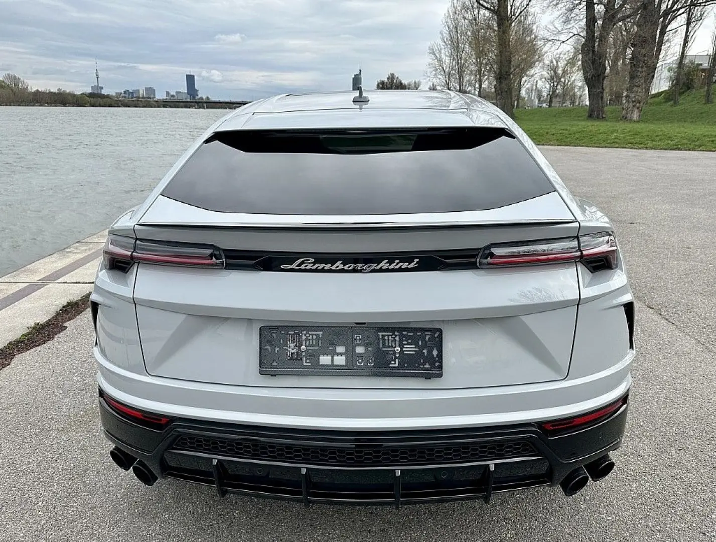 Urus AWD Aut.