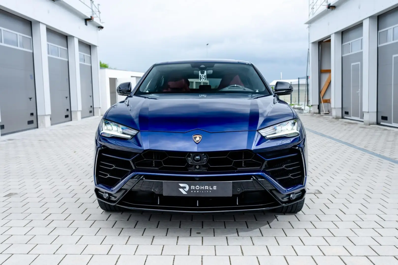 Urus | 1. Hand | Q-Citura | HUD | B&O