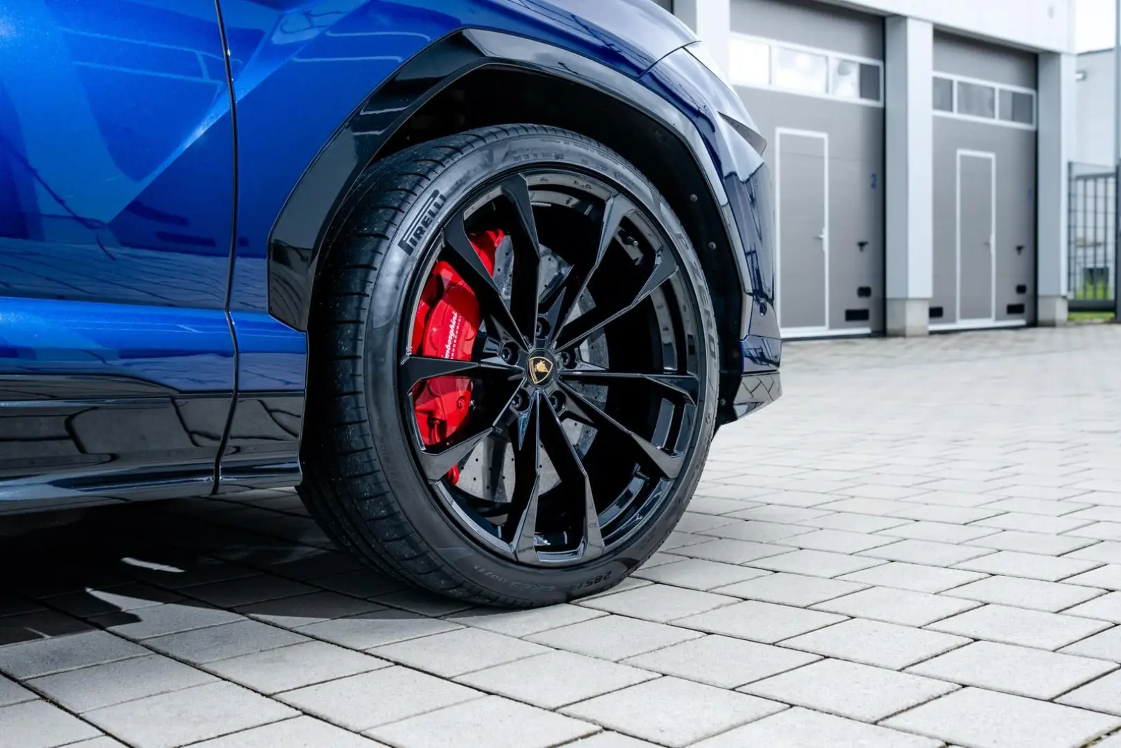 Urus | 1. Hand | Q-Citura | HUD | B&O