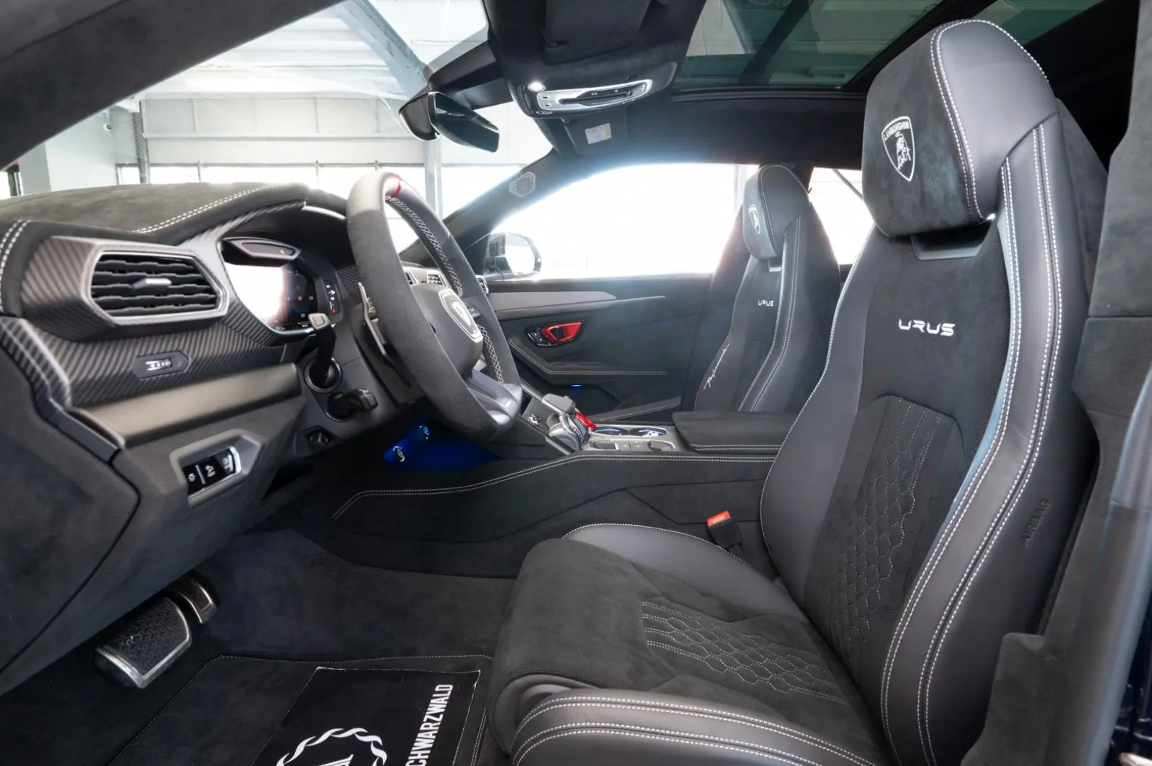 Urus Performante|FULL CARBON|AKRAPOVIC|B&O|VOLL