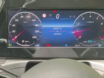 C 180 Lim. 9G AMG LINE NIGHT+LED+MBUX+KAMERA+SHZ