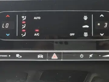 C 180 Lim. 9G AMG LINE NIGHT+LED+MBUX+KAMERA+SHZ