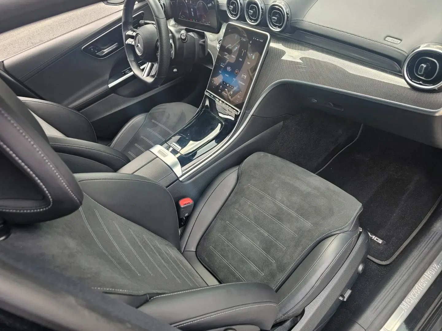 C 180 Automatik,Alkantara,PDC,Kamira,MBUX,AMG