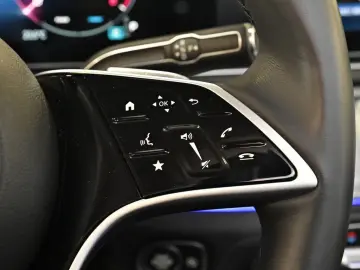GLE 300 d 4M AMG Sport Premium AHK LED Pano HUD
