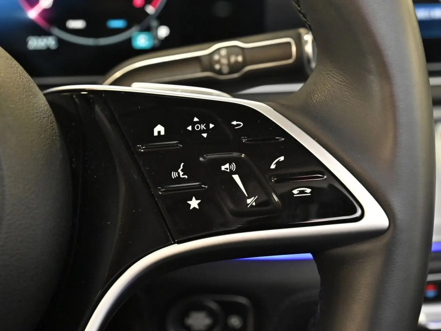 GLE 300 d 4M AMG Sport Premium AHK LED Pano HUD