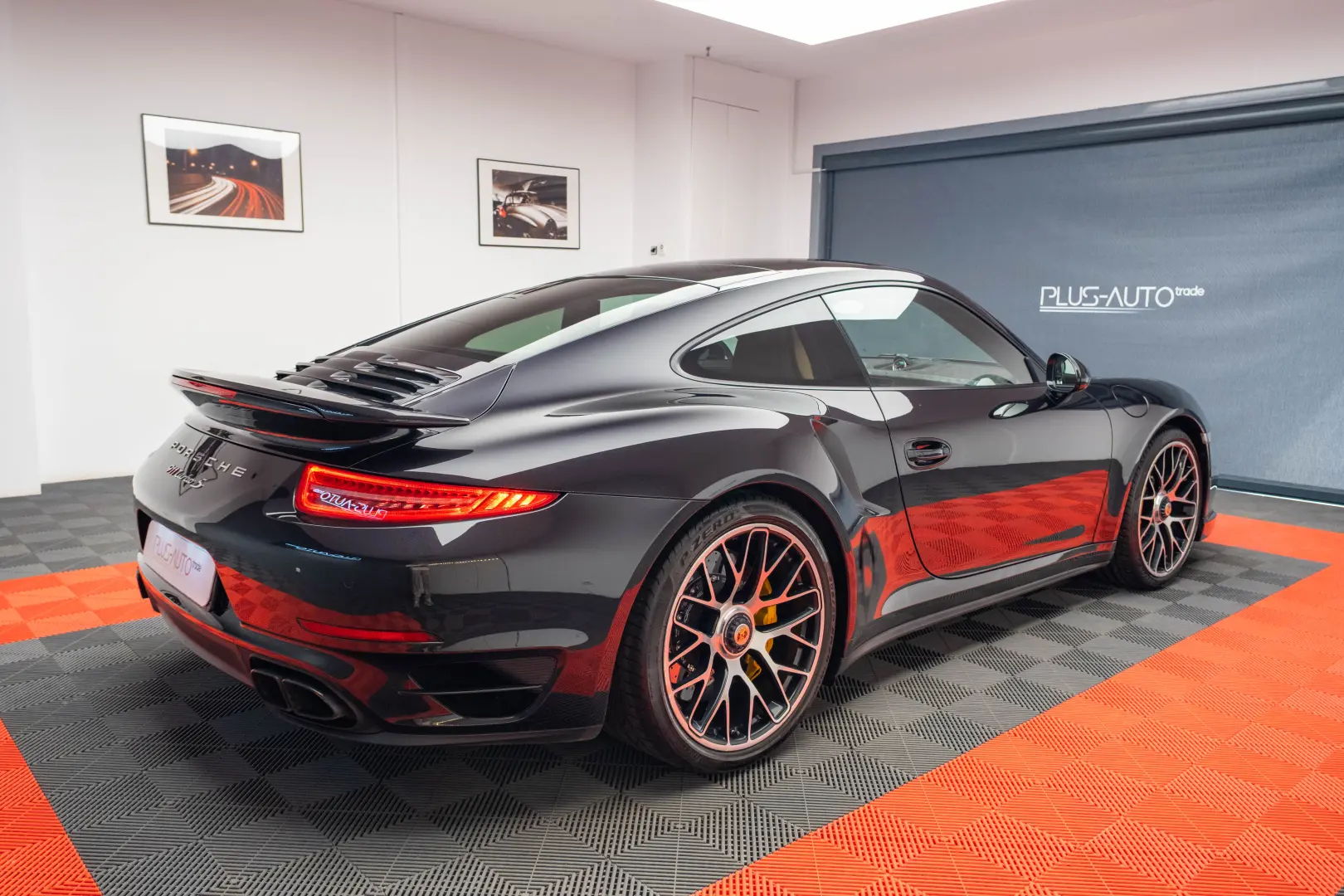Porsche 911 Turbo S - 991