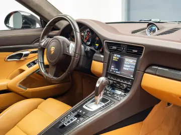 Porsche 911 Turbo S - 991