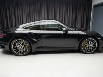 Porsche 911 Turbo S - 991