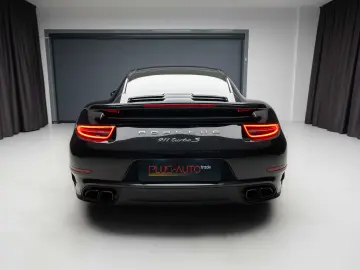 Porsche 911 Turbo S - 991