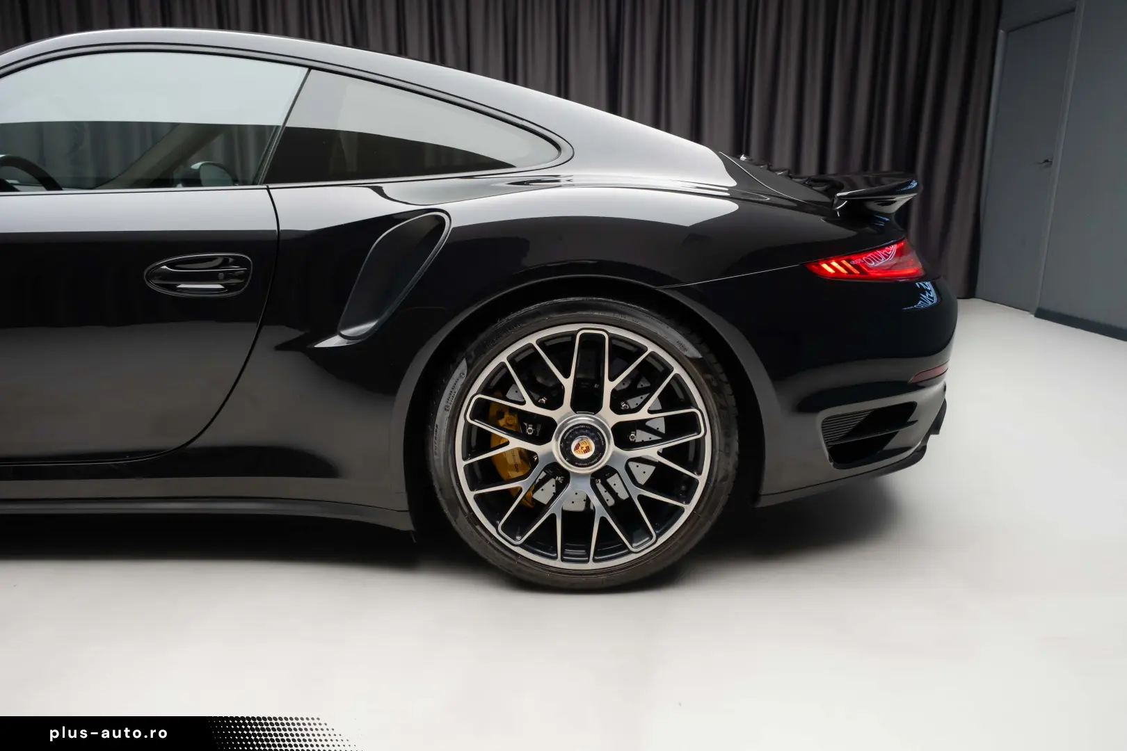 Porsche 911 Turbo S - 991