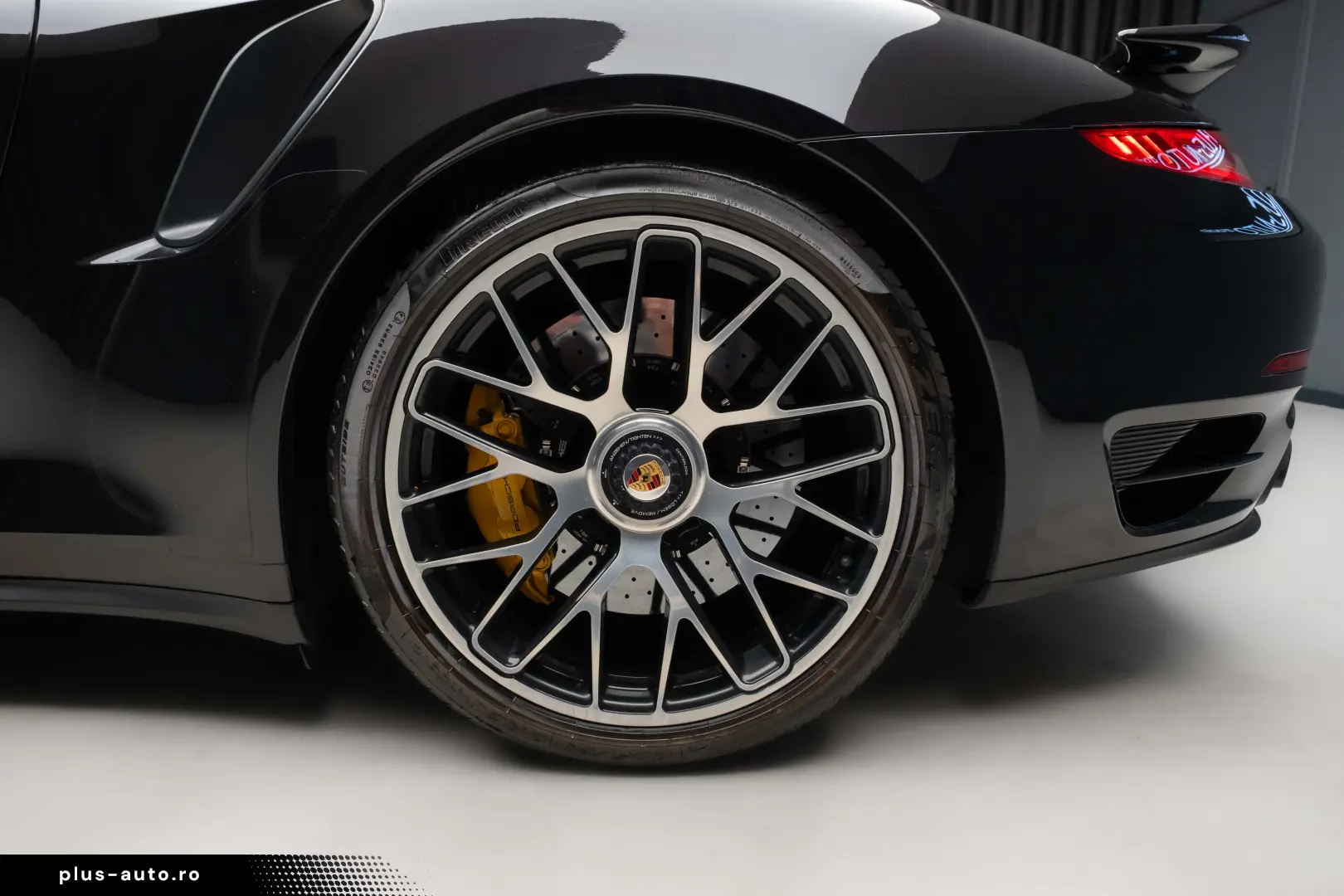 Porsche 911 Turbo S - 991