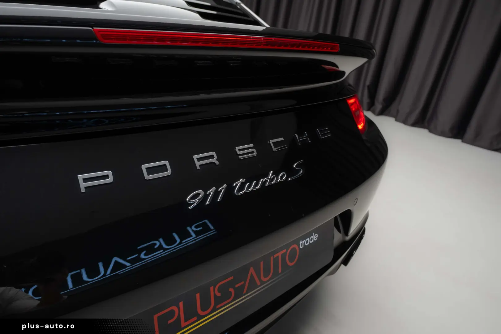Porsche 911 Turbo S - 991