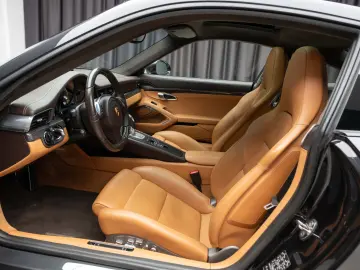Porsche 911 Turbo S - 991