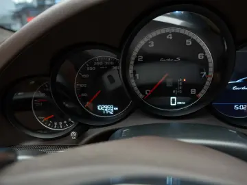 Porsche 911 Turbo S - 991