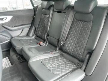 Audi Q8 60 TFSIe Quattro Tiptronic 
