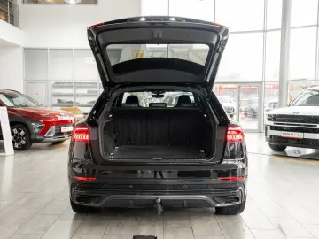 Audi Q8 60 TFSIe Quattro Tiptronic 