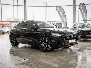 Audi Q8 60 TFSIe Quattro Tiptronic 