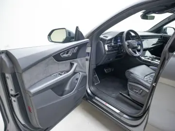 Q8 50 TDI S-TRO*QUA*S-LINE*AHK*ACC*MATRIX*B&O*