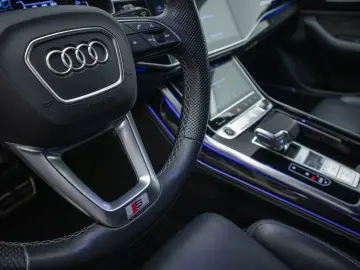 Q8 50 TDI S-TRO*QUA*S-LINE*AHK*ACC*MATRIX*B&O*