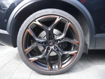 Formentor 2.5 TSI 4Drive ACC+NAVI+KAMERA+LED+SHZ