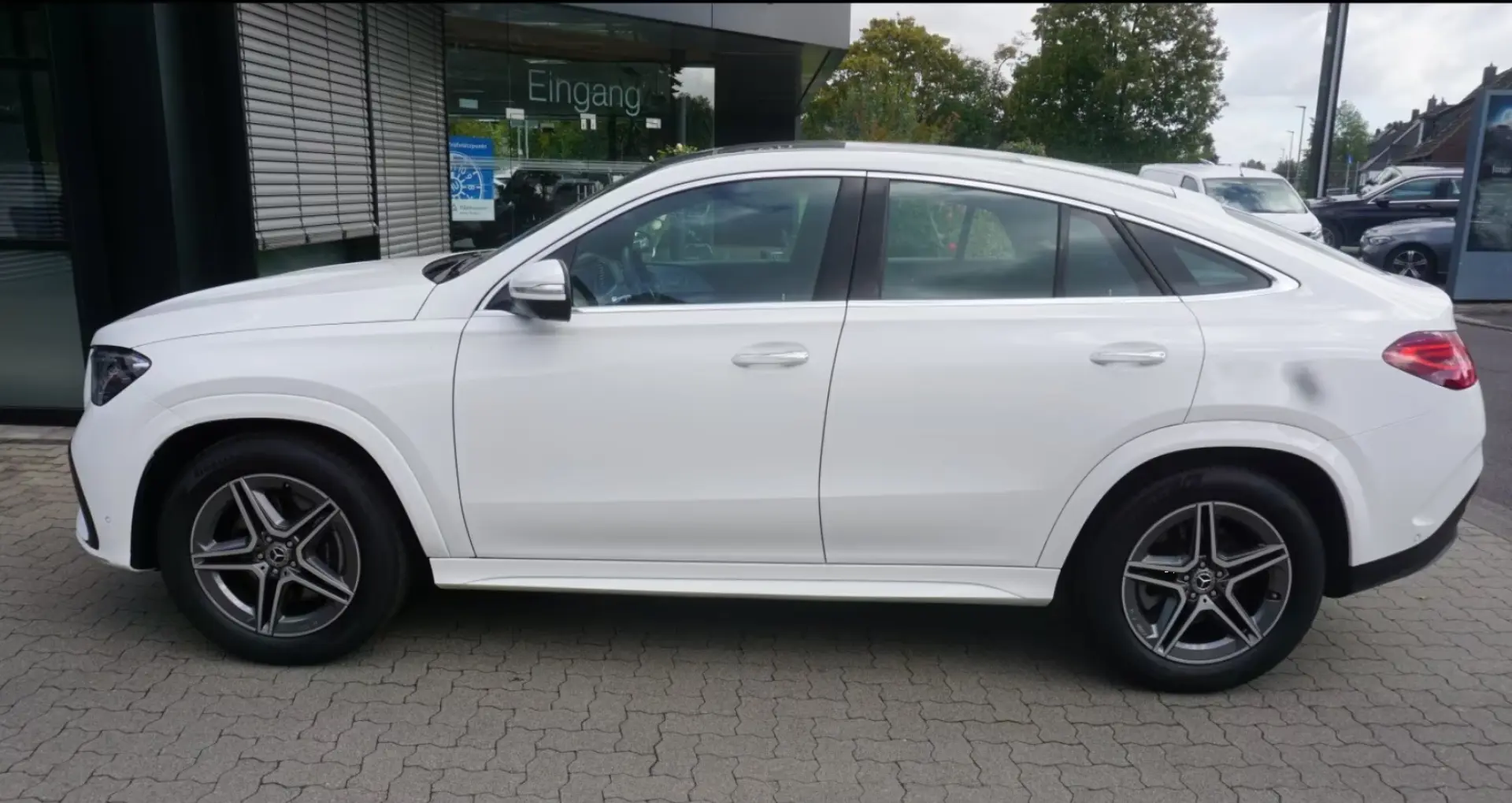 GLE 300 d 4M Coupé AMG Pano Multibeam Head-Up
