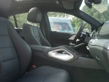 GLE 300 d 4M Coupé AMG Pano Multibeam Head-Up