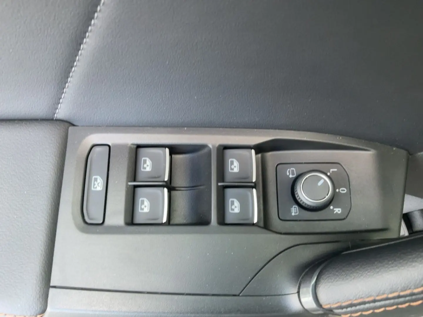 Formentor VZ 4Drive MATRIX+NAV+AHK+PANO+BEATS+19