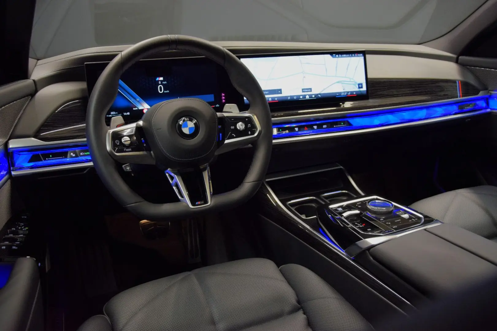 740d xDrive M Sport Sky-Lounge AHK Standheizung