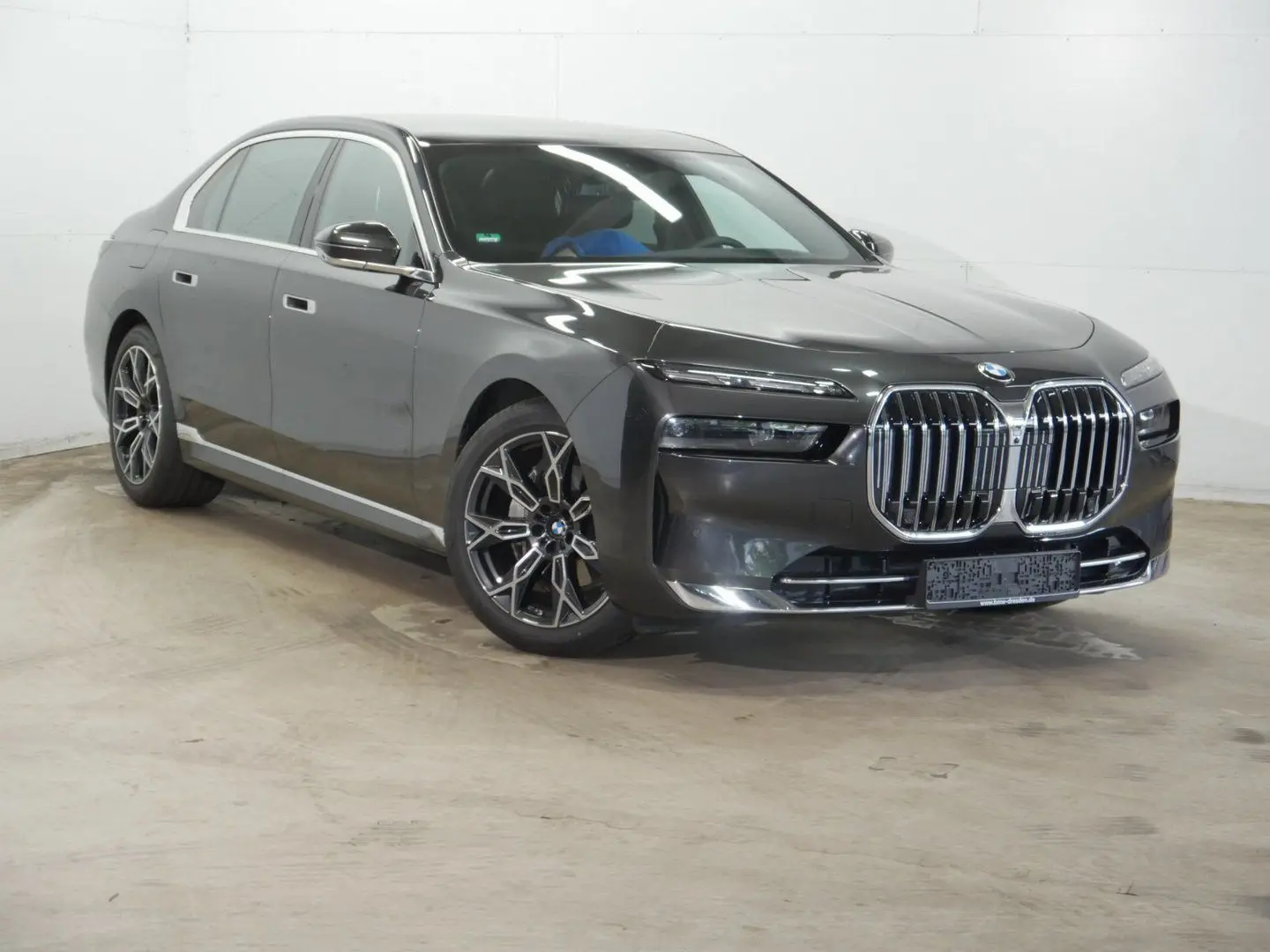 740 d xDrive Kristall Panorama TV Bowers & Wilki