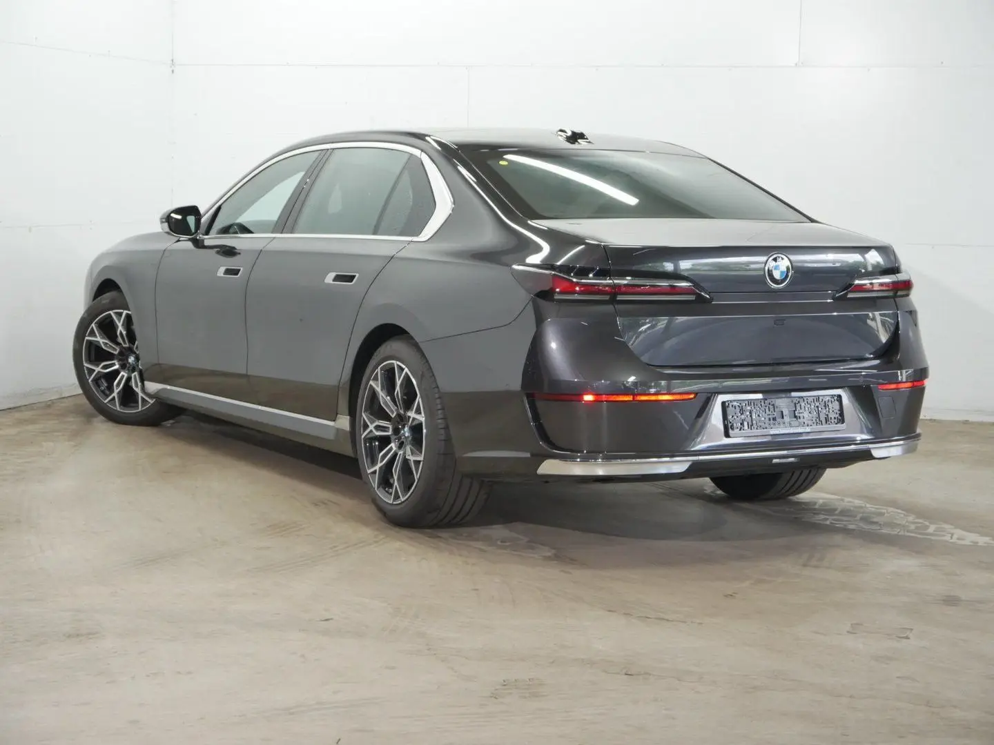 740 d xDrive Kristall Panorama TV Bowers & Wilki
