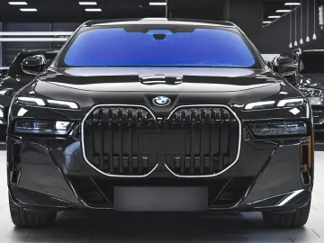 740d xDrive M Sport Mild Hybrid Sportautomatic