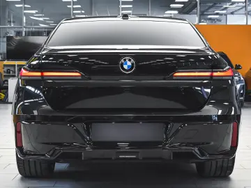 740d xDrive M Sport Mild Hybrid Sportautomatic