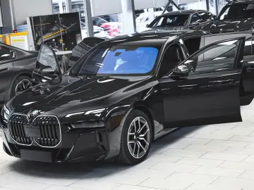 740d xDrive M Sport Mild Hybrid Sportautomatic