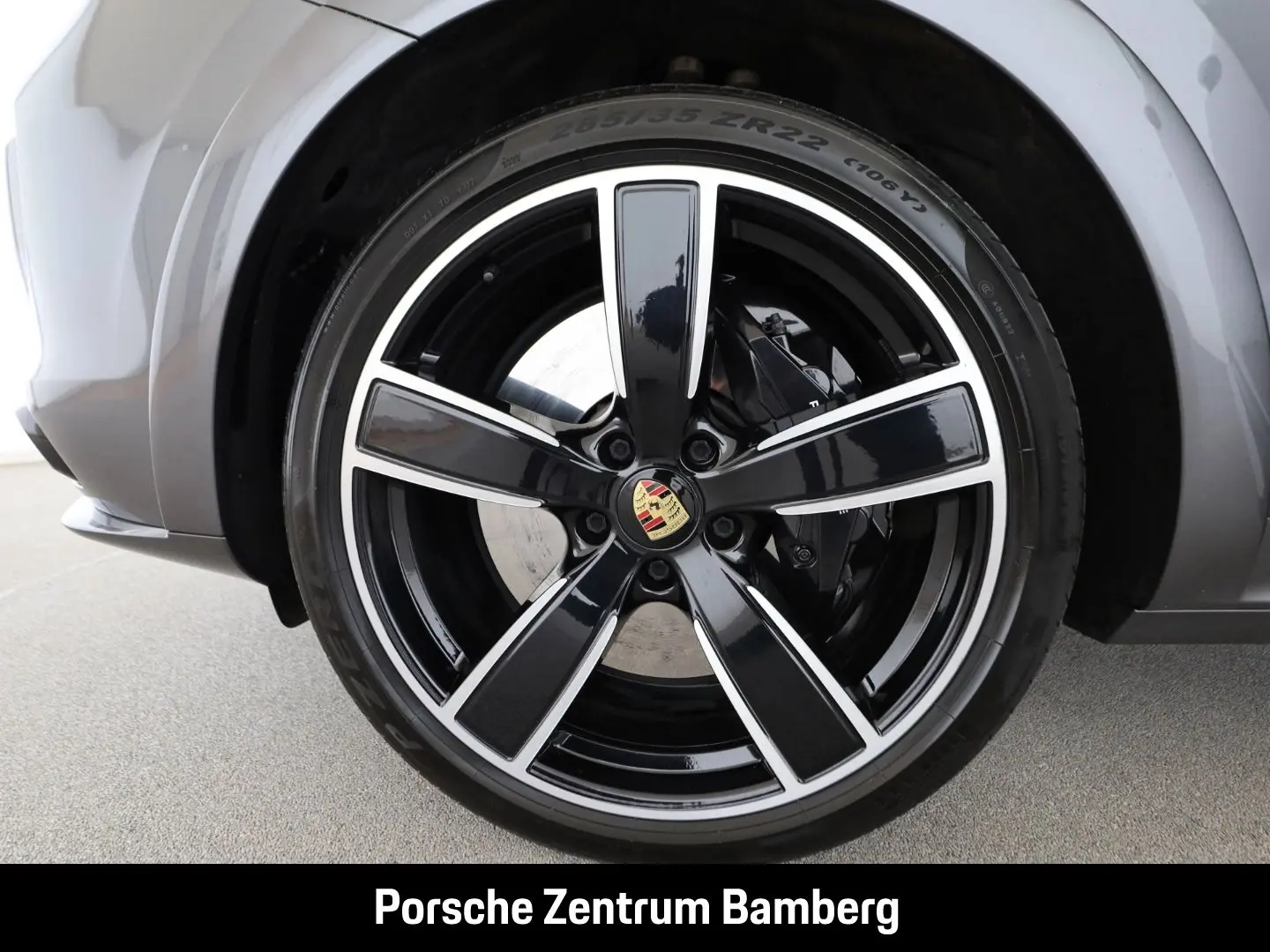 Cayenne Turbo/ Head-Up/ InnoDrive/ Massage/ Spor