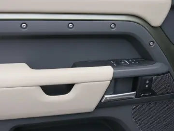 Defender 90 X-Dynamic HSE