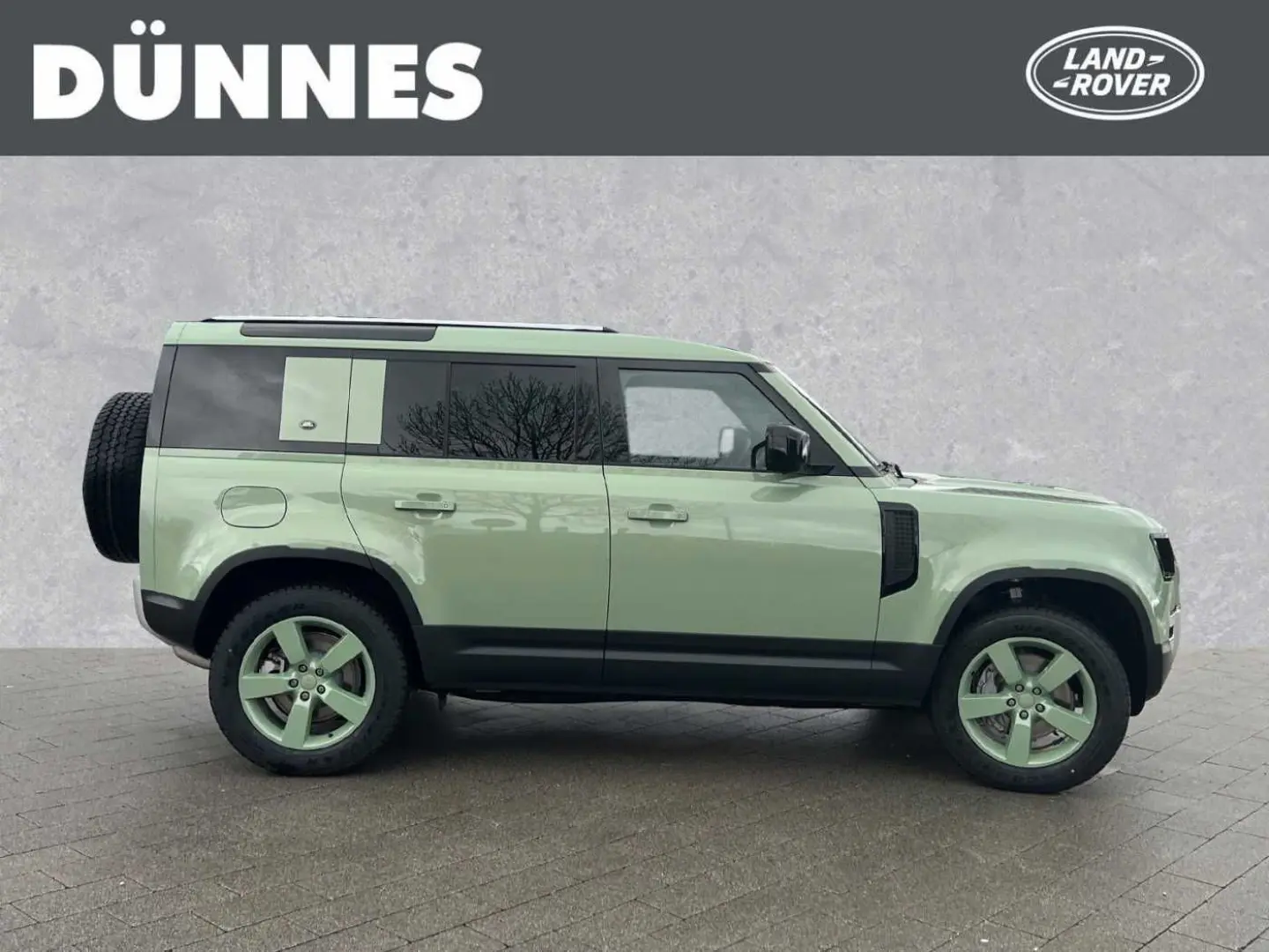 Defender 110 D300 75th Limited Edition