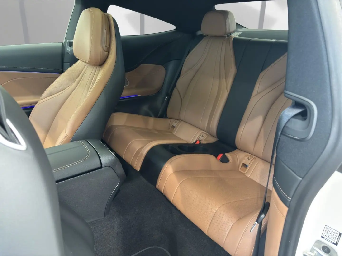 CLE 300 4M AMG LINE PREMIUM NIGHT+PANO+DIST+360°