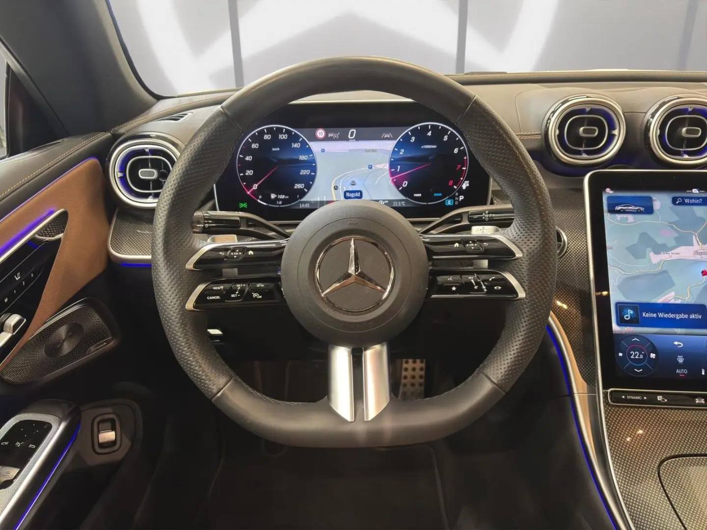 CLE 300 4M AMG LINE PREMIUM NIGHT+PANO+DIST+360°
