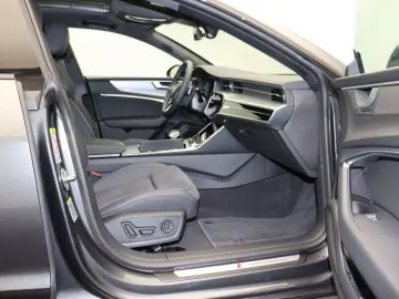A7 Sportback 55 TFSIe quattro S line LED Navi