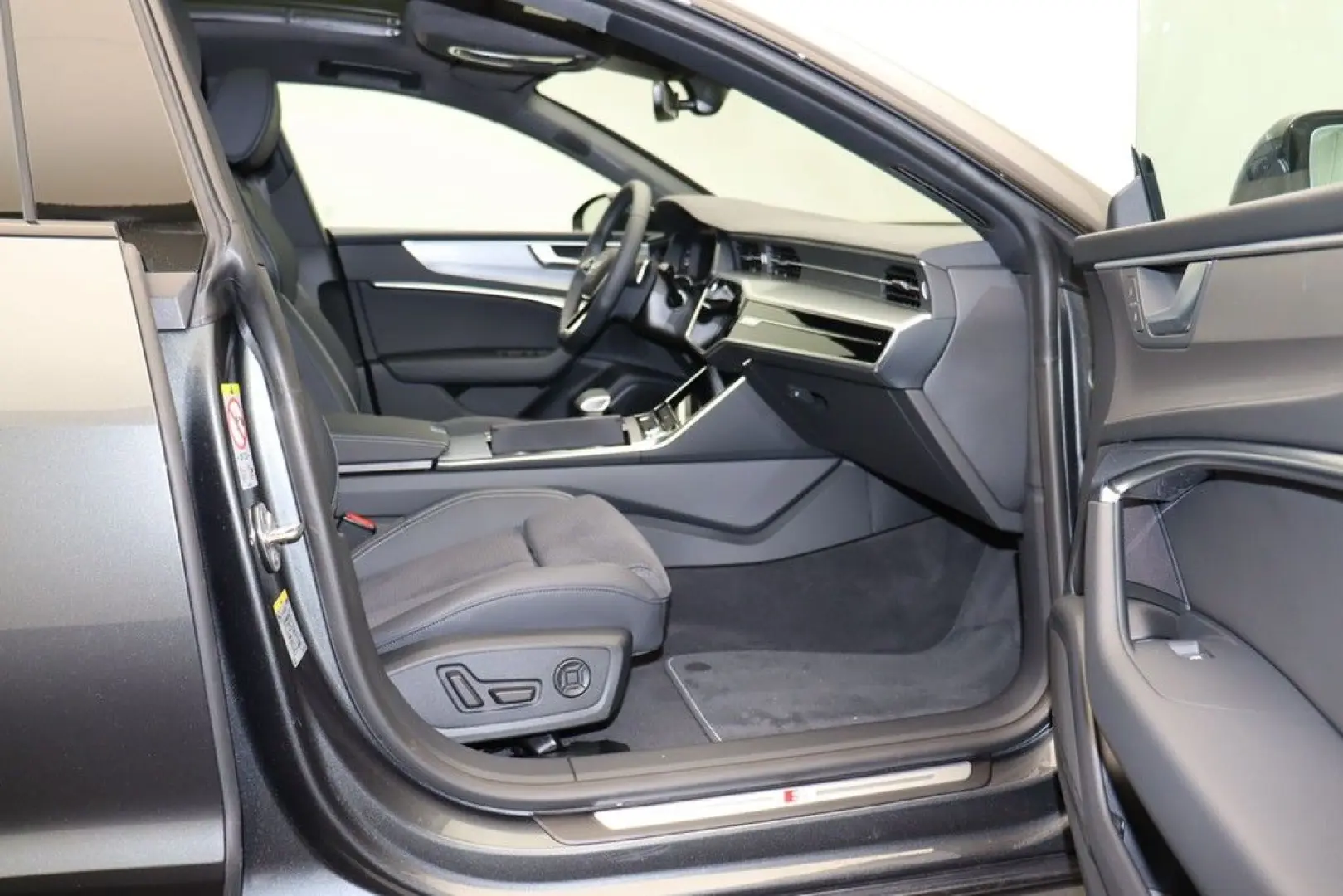 A7 Sportback 55 TFSIe quattro S line LED Navi